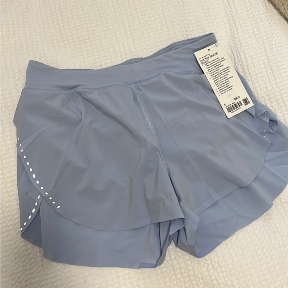 Find Your Pace Short 3”